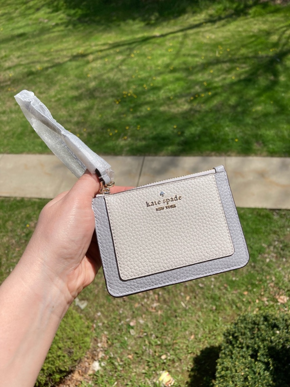 Kate Spade Pebbled Leather Lena Colorblock Small Card Holder Wristlet Grey White